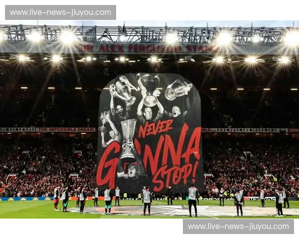 红魔与枪手的宿命博弈：当老特拉福德再次燃起足球的硝烟