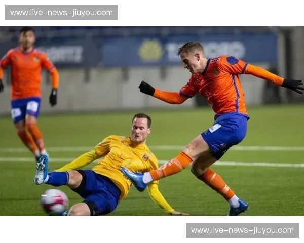 奥勒松vs萨堡:挪威峡湾风情与历史底蕴的温柔对话 奥勒松vs萨堡:挪威峡湾风情与历史底蕴的温柔对话