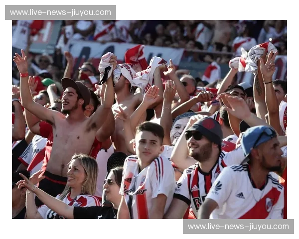 圣洛伦索vs河床：南美解放者杯的史诗级对决，荣耀与梦想的碰撞